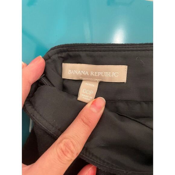 Banana Republic black skirt 00P - Picture 4 of 4